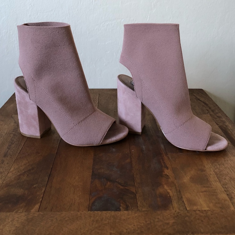 STEVE MADDEN sandals